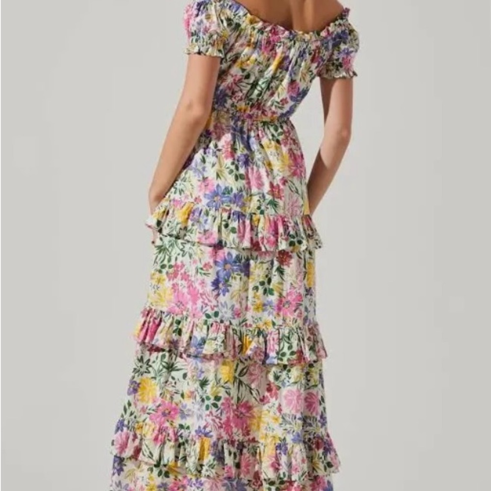 ASTR the label, floral off the shoulder dress, M